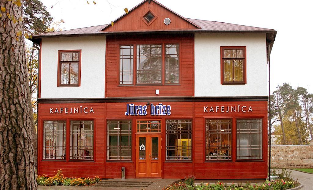 Hotel Juras Brize Ventspils Esterno foto
